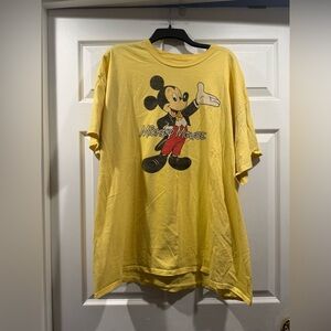 Disney Yellow Mickey Mouse Graphic Short Sleeve Tee. Size 3x